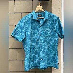 FAR WEST XL blue tie dye effect perforated modern fit camp shirt front pocket